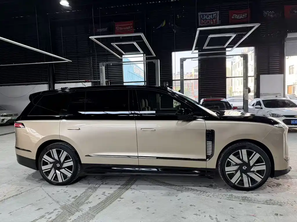 NIO 蔚来ES9 — миниатюра 7
