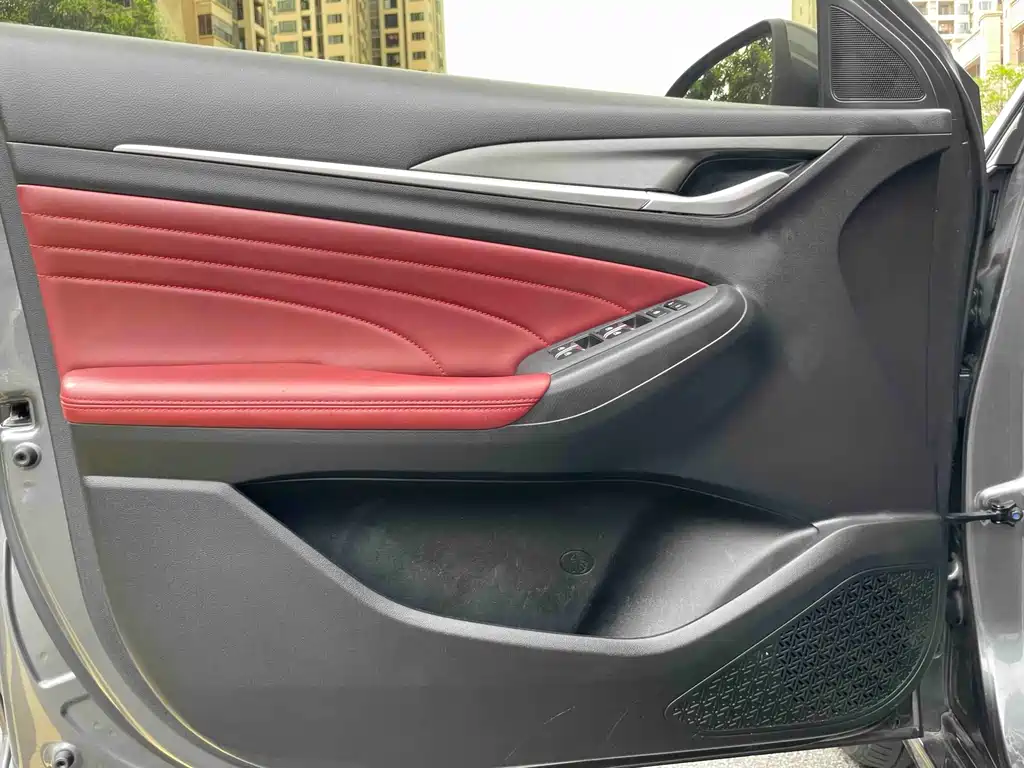 Changan Eado — миниатюра 8