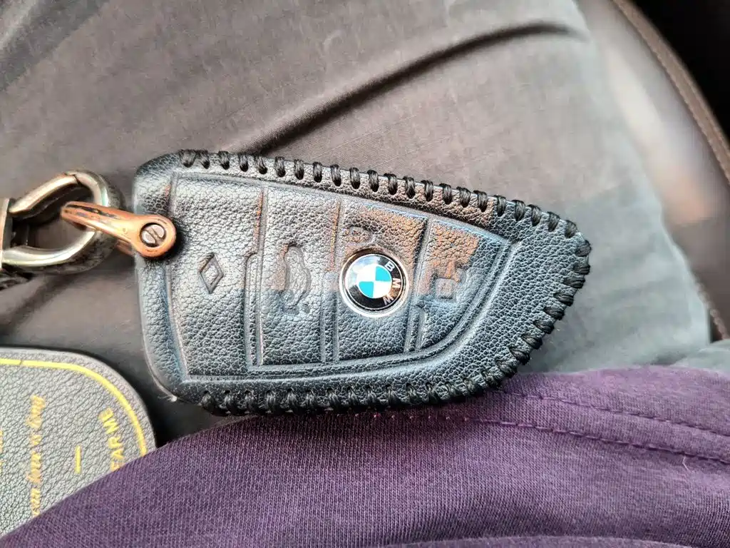 BMW 5 Series New Energy — миниатюра 12