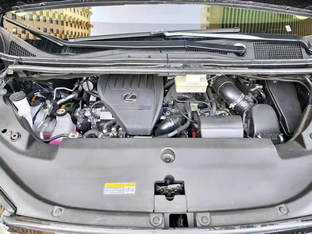 Lexus LM — миниатюра 24