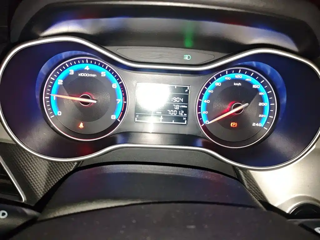 Geely Vision — миниатюра 12
