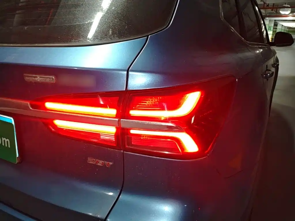 Roewe RX5 — миниатюра 8