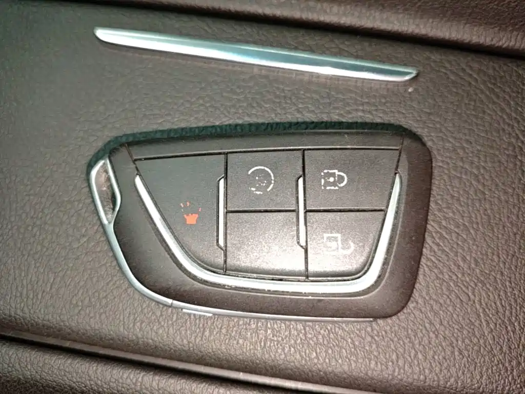 Cadillac CT5 — миниатюра 9
