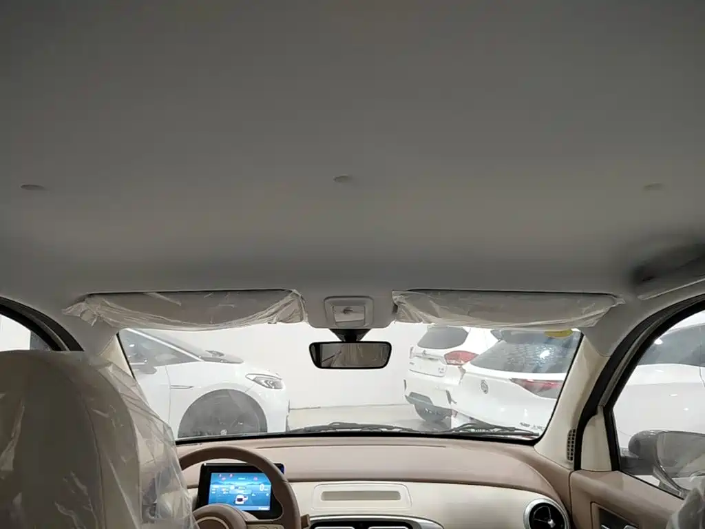 Wuling MINIEV — миниатюра 18