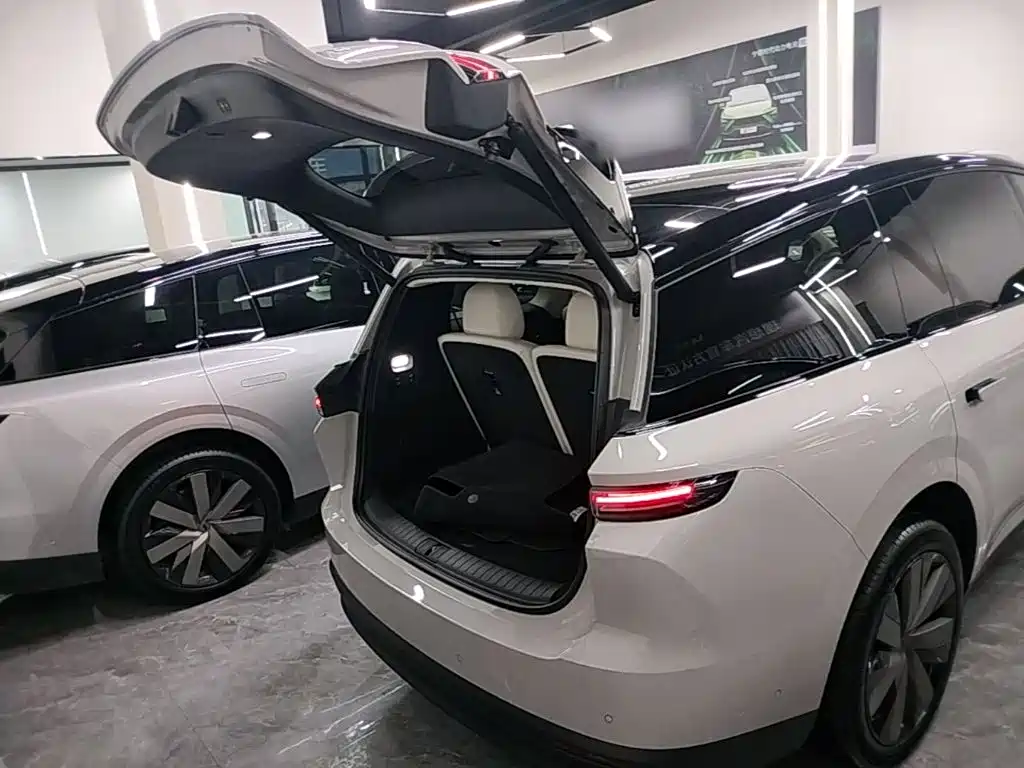 Li Auto i8 — фотографии объявления, Фото 20