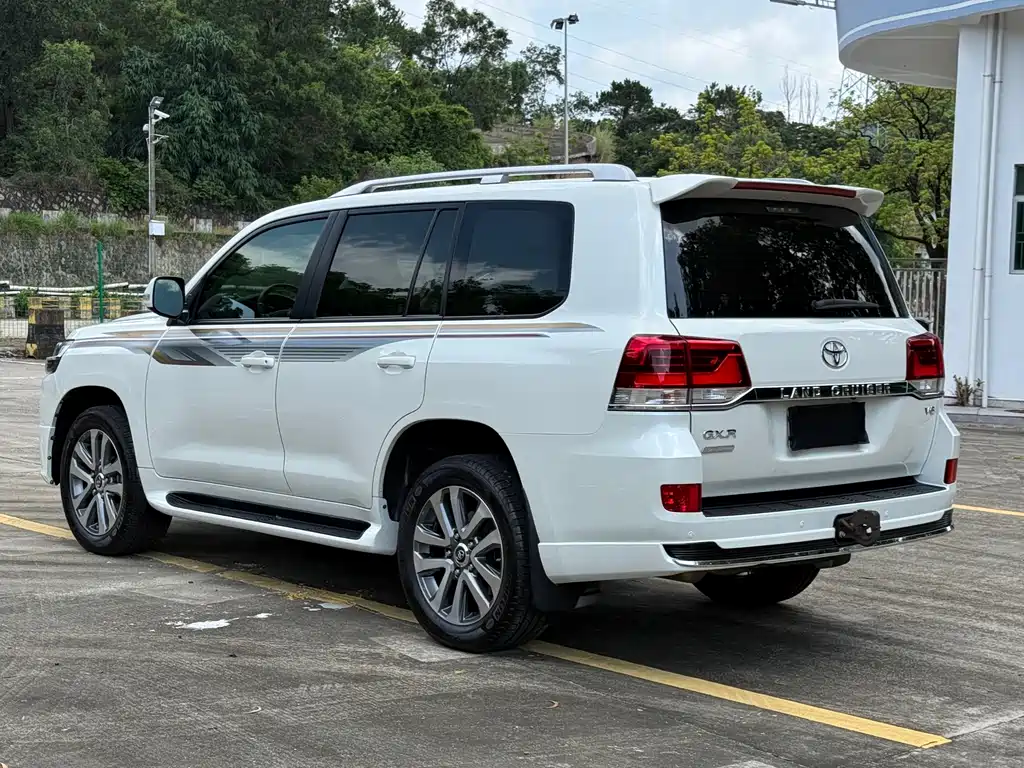 Toyota Land Cruiser 2019 4.0L GX-R