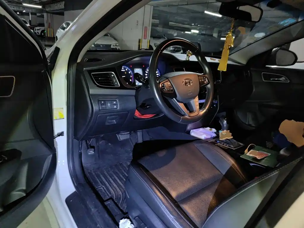 Hyundai Mistra — миниатюра 12