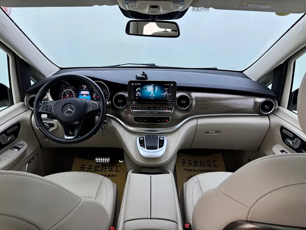 Mercedes-Benz V-Class — миниатюра 9