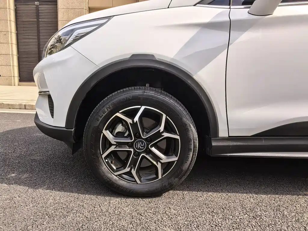 BYD Yuan Pro — миниатюра 21