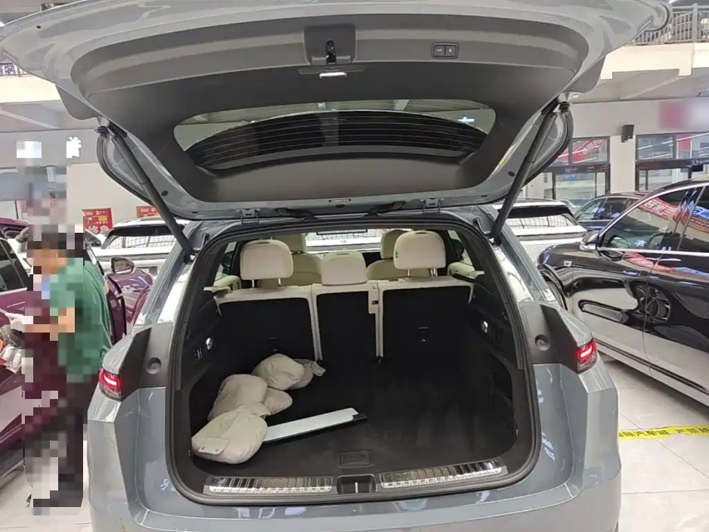 Li Auto Li L7 — миниатюра 19