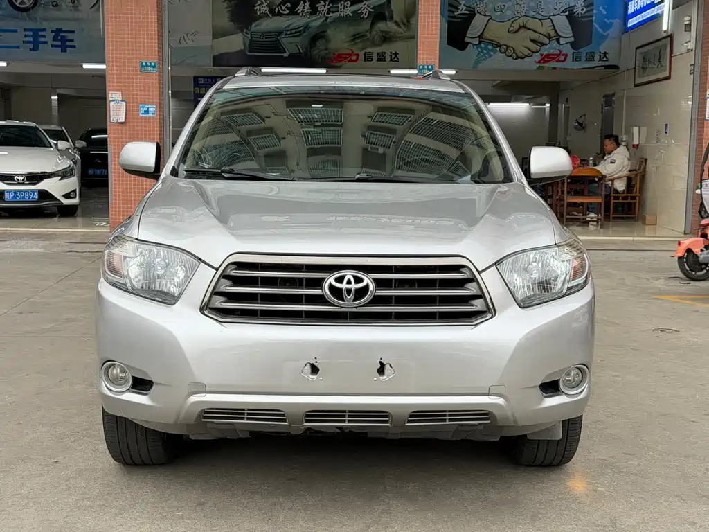 Toyota Highlander 2009 3.5L 7 мест Luxury