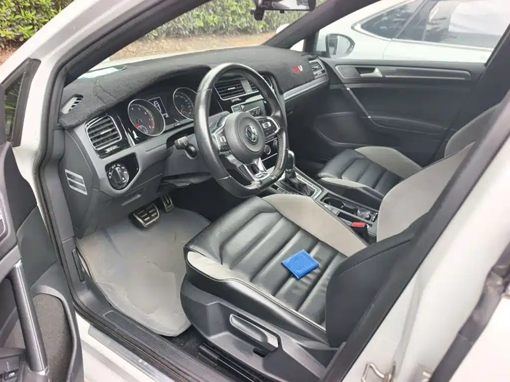 Volkswagen Golf — миниатюра 13