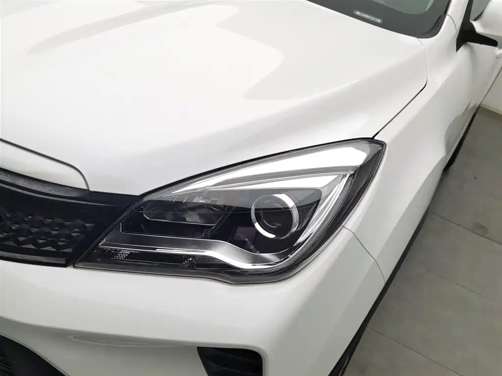 CHANGAN CHANGAN AUCHAN COSAI 5