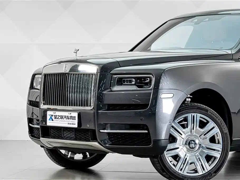 Rolls-Royce Cullinan 2018 мест