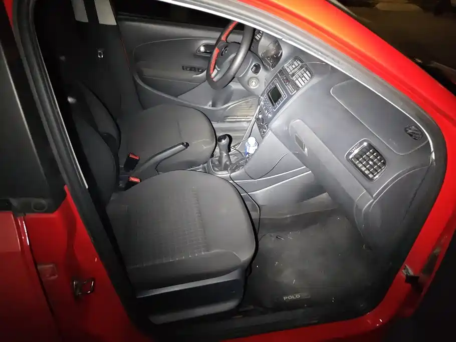 Volkswagen Polo — миниатюра 8