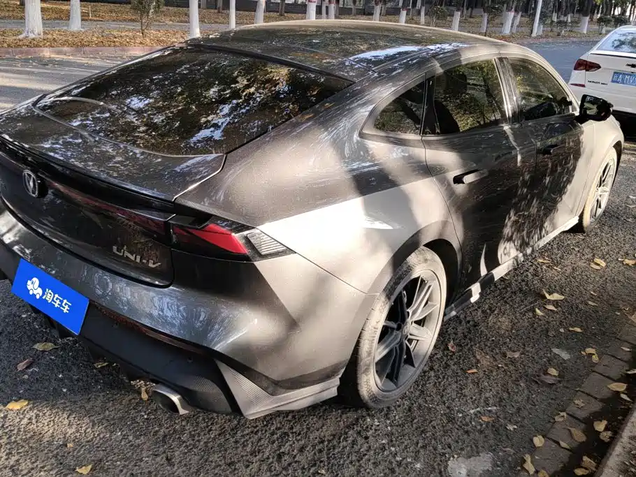 Changan UNI-V — миниатюра 3