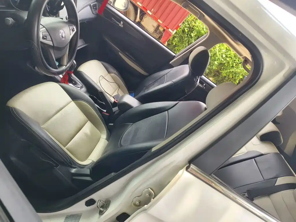 Changan CS35 — миниатюра 8