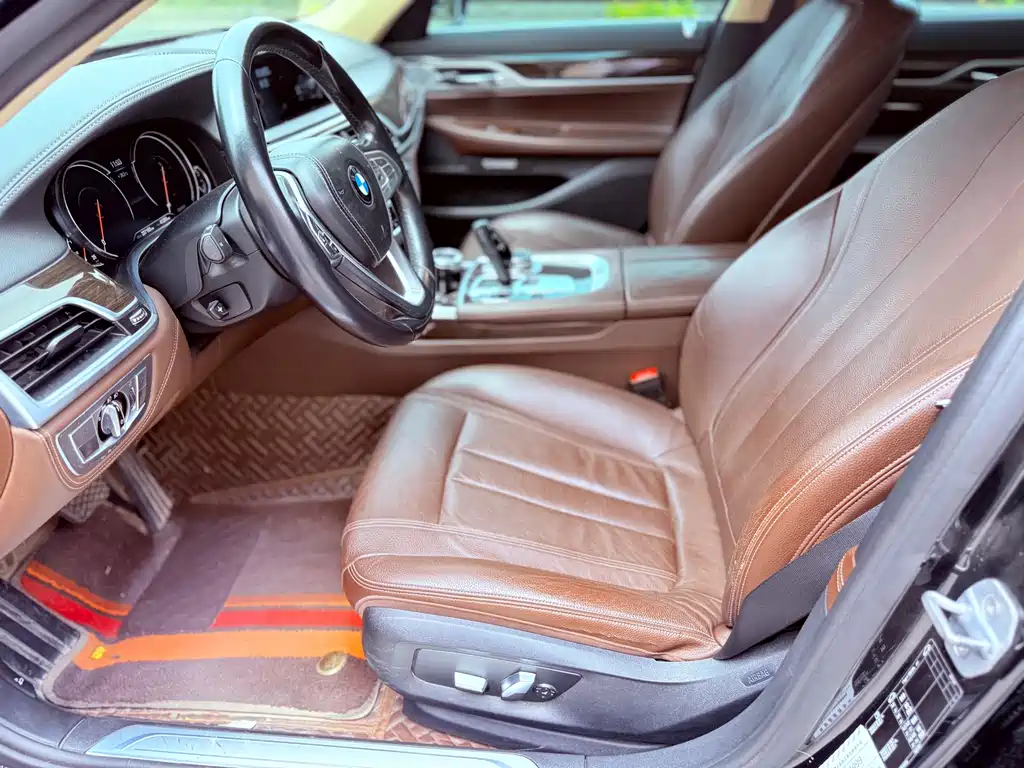 BMW 7 Series 7 2016 730Li Lead