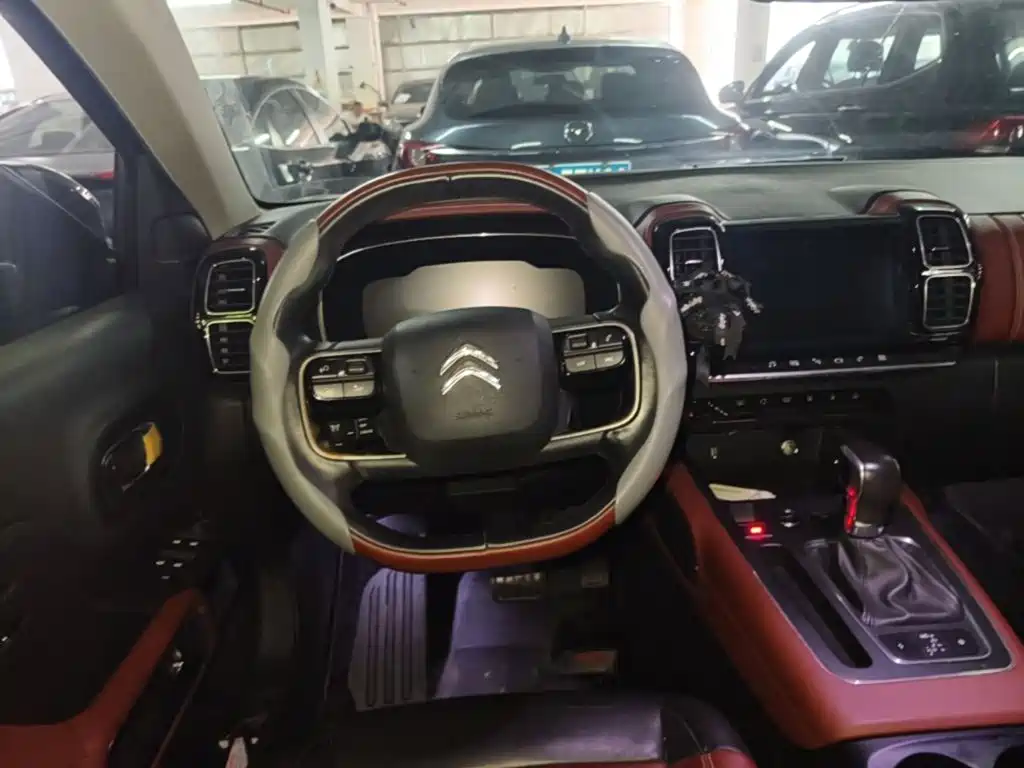 Citroen C5 AIRCROSS — миниатюра 11