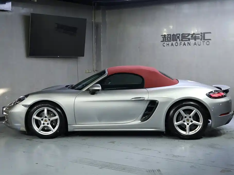Porsche 718 2022 Boxster 2.0T