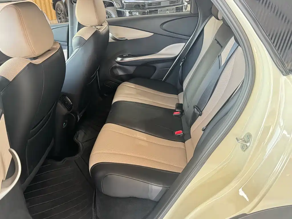 BYD Dolphin — миниатюра 9