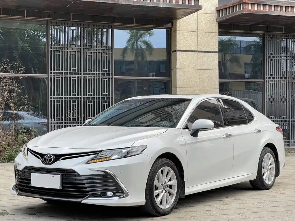 Toyota Camry 2022