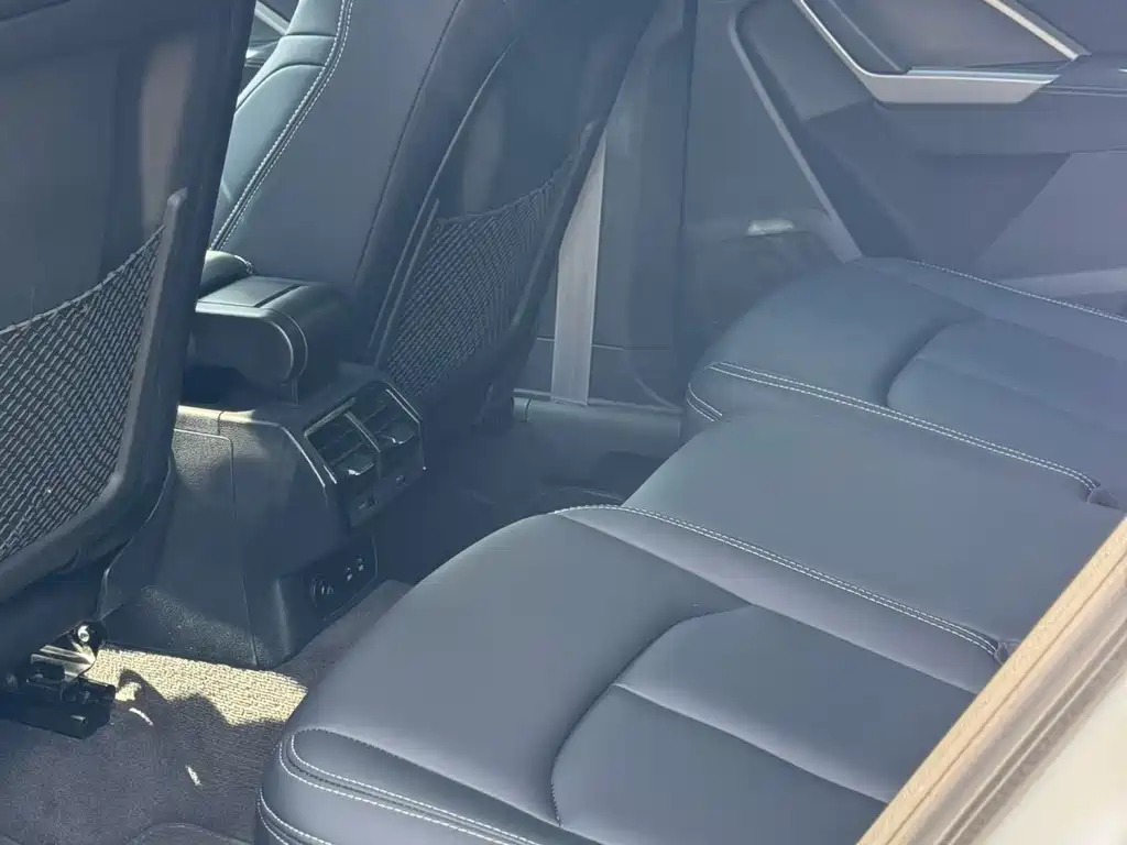 Audi Q3 — миниатюра 9