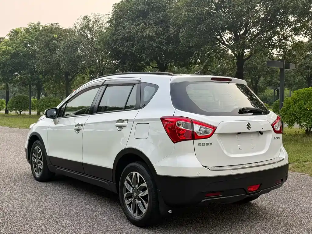 Suzuki Vitara — миниатюра 7