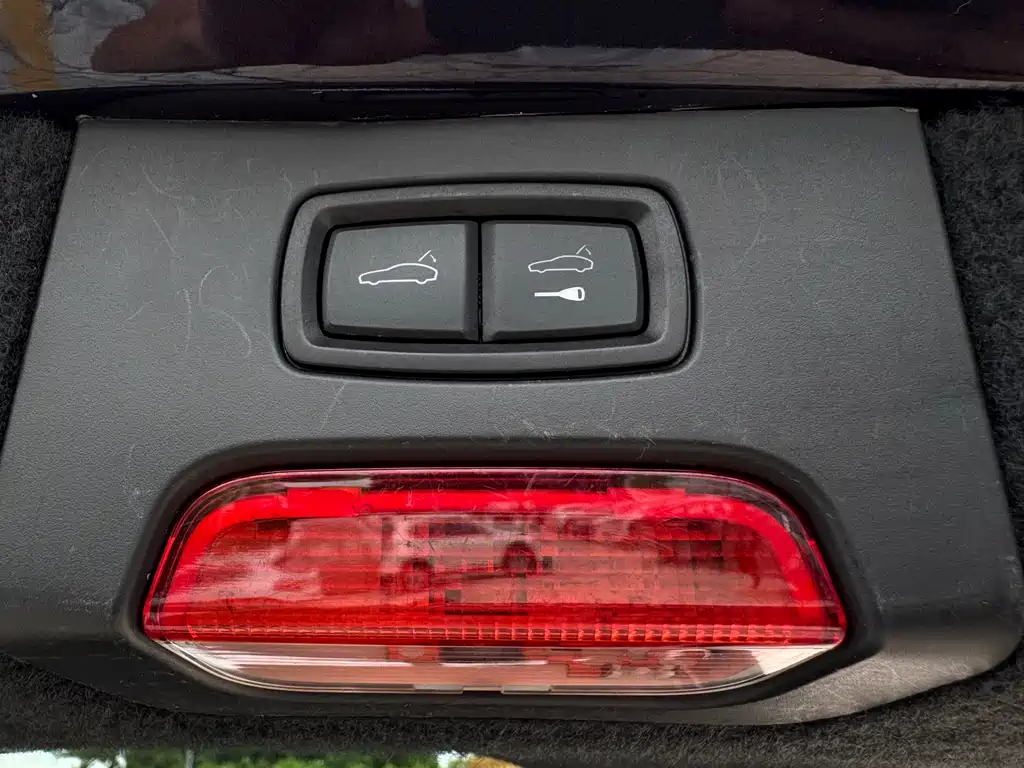 Porsche Cayenne — миниатюра 20