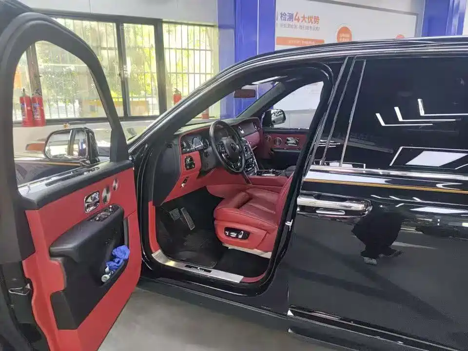 Rolls-Royce Cullinan — фотографии объявления, Фото 4