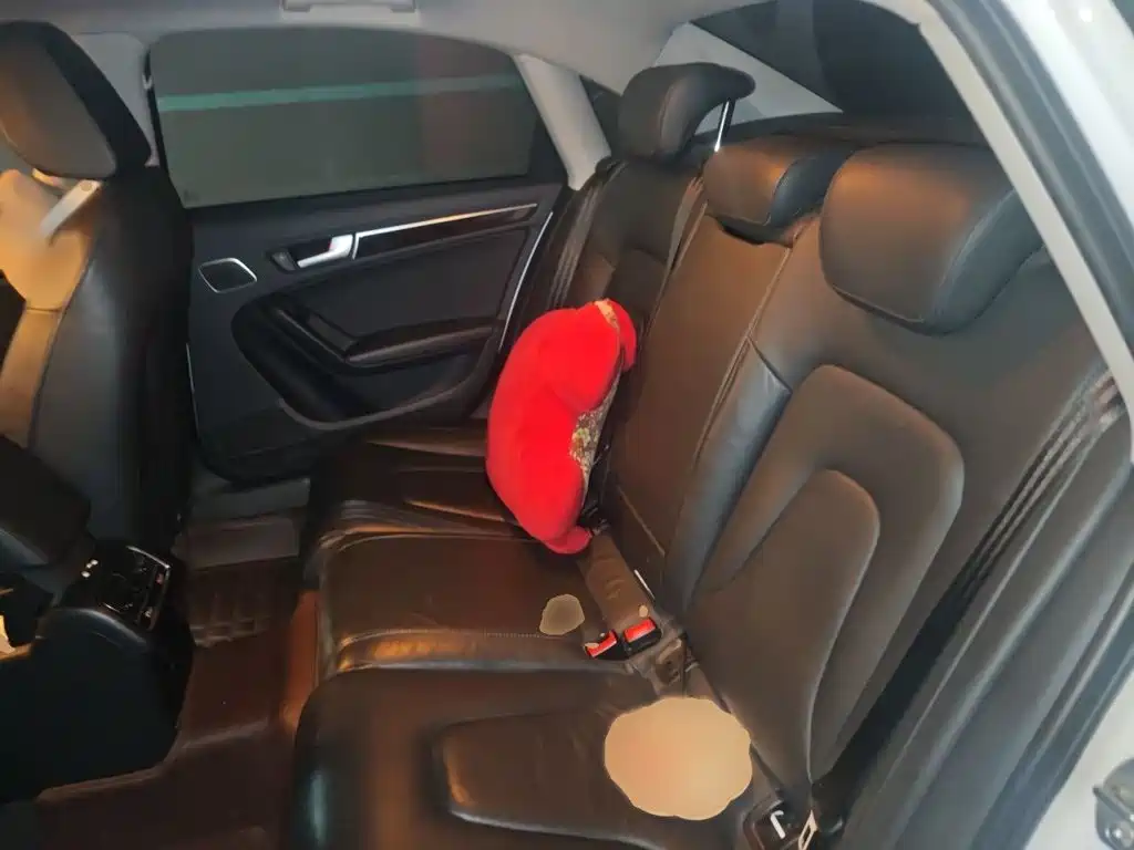 Audi A4L — миниатюра 15
