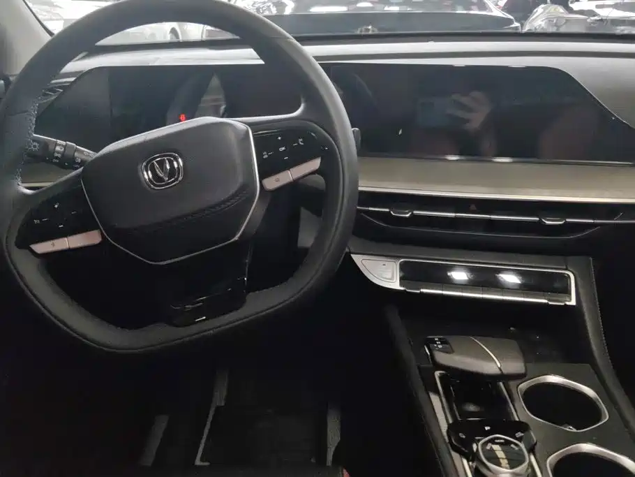 Changan Eado — миниатюра 12