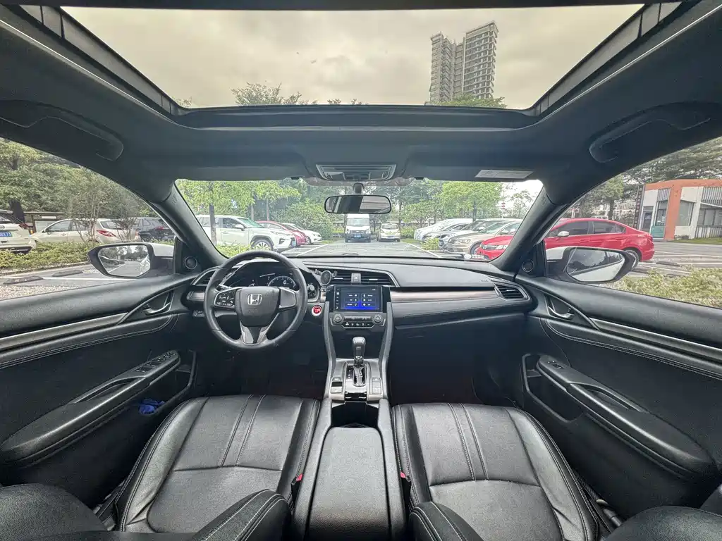 Honda Civic — миниатюра 7