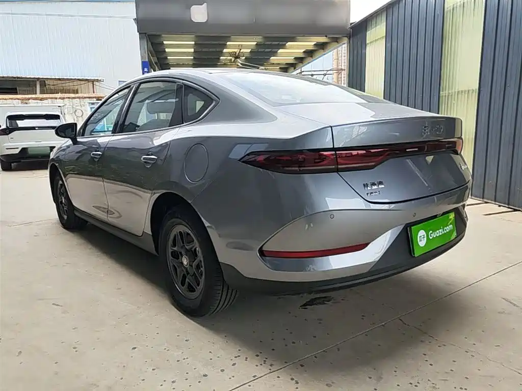 BYD Qin Plus PLUS 2025 DM-i Smart Drive 128KM