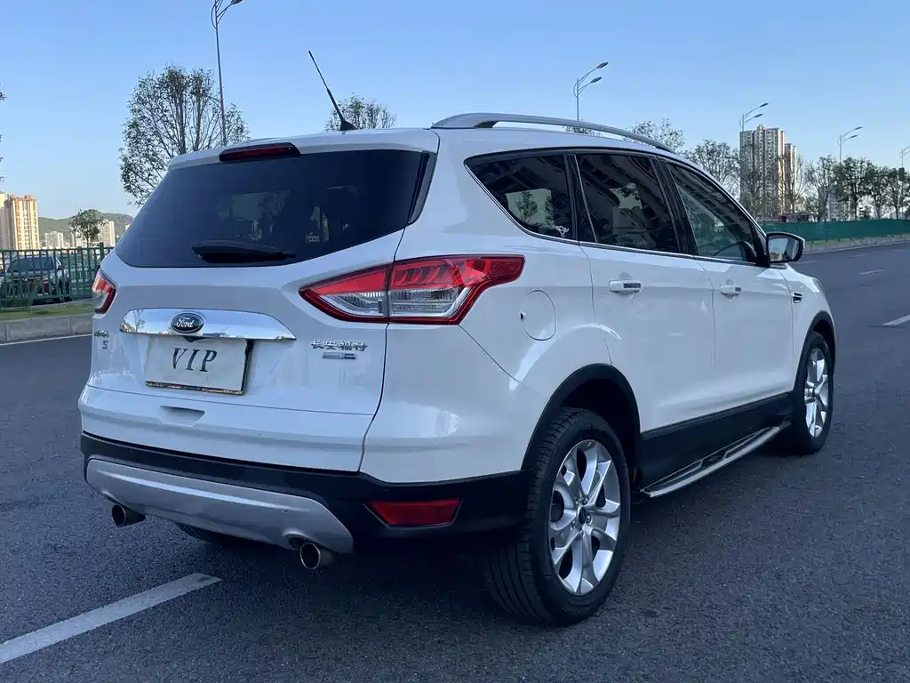 Ford Kuga — миниатюра 3