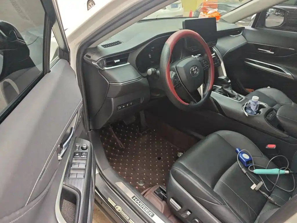 Toyota Harrier — миниатюра 17
