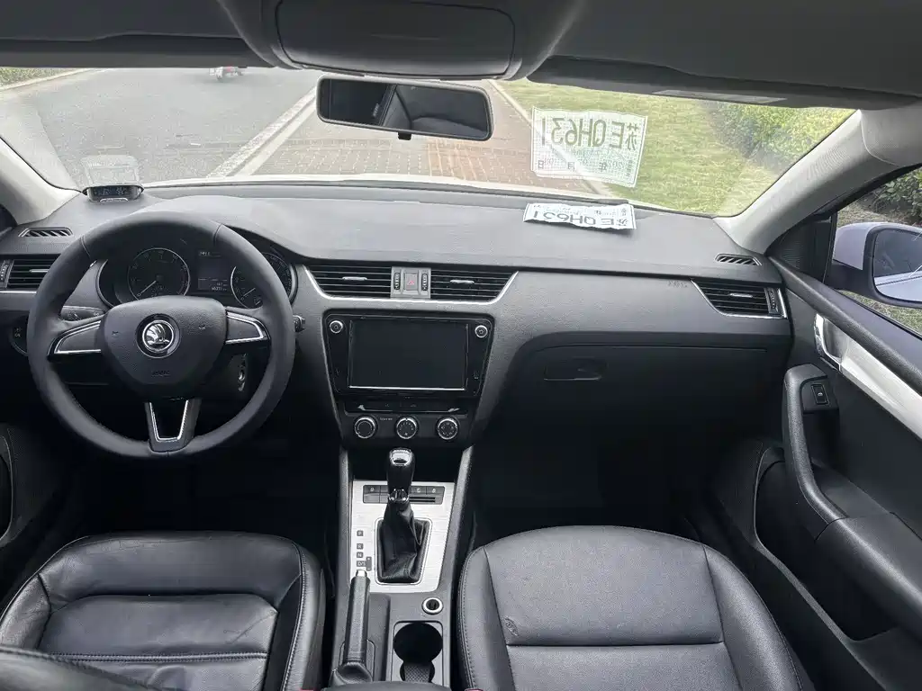 Skoda Octavia 2018 1.6L AT Comfort