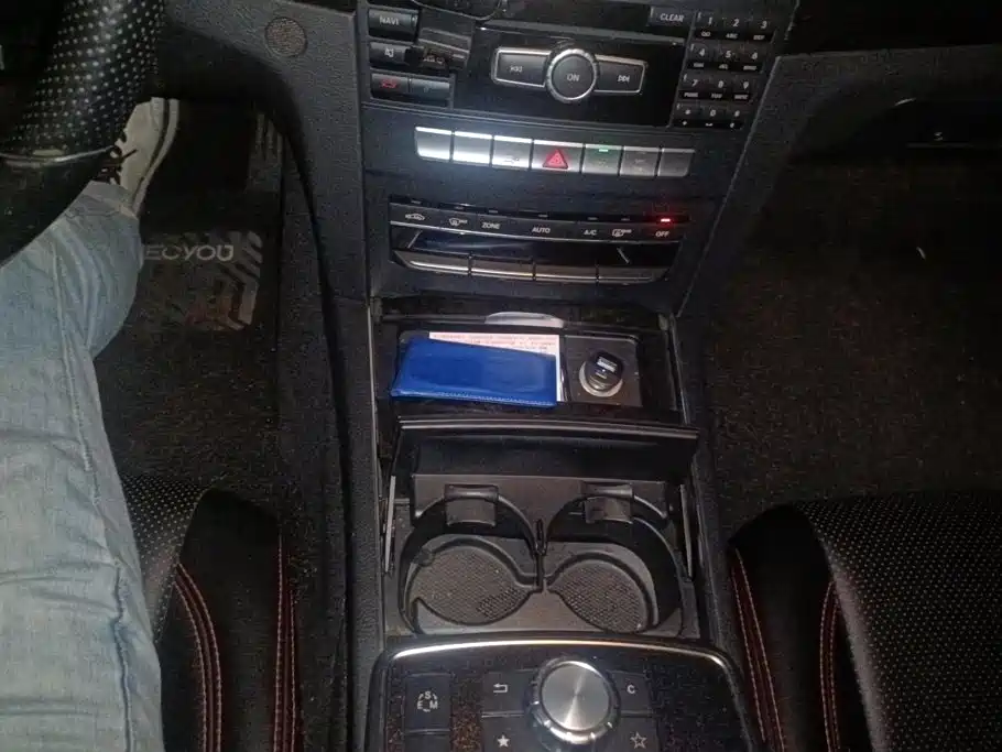 Mercedes-Benz E-Class (Import) — миниатюра 16