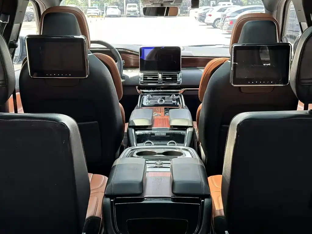 Lincoln Navigator 2018 3.5T V