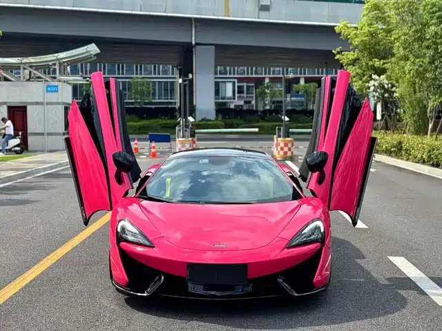 mclaren 570