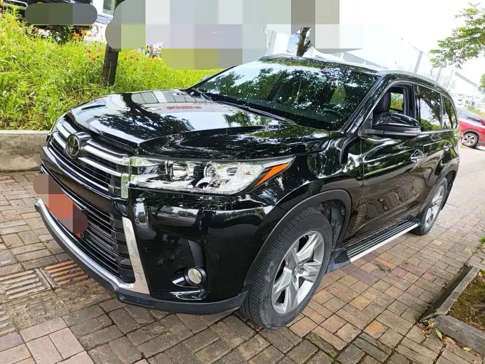 Toyota Highlander 2021