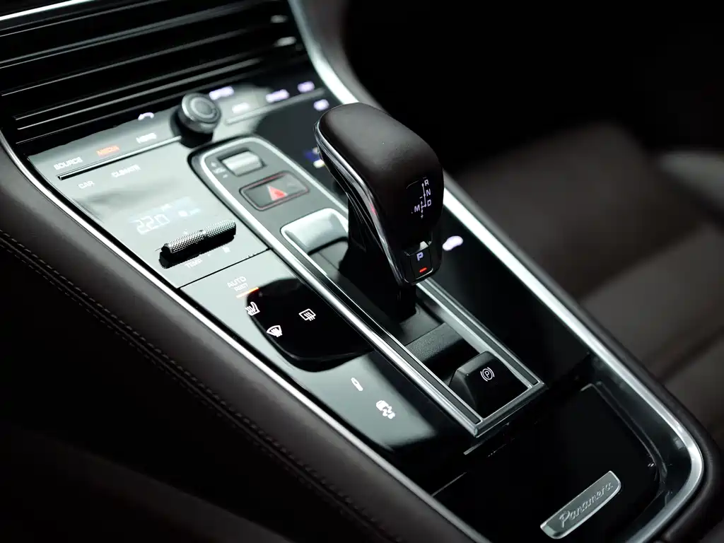 Porsche Panamera — миниатюра 7