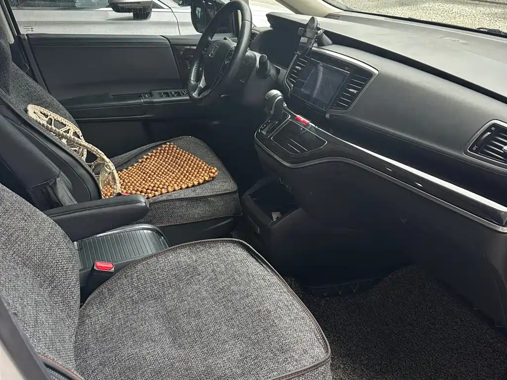 Honda Odyssey — миниатюра 5