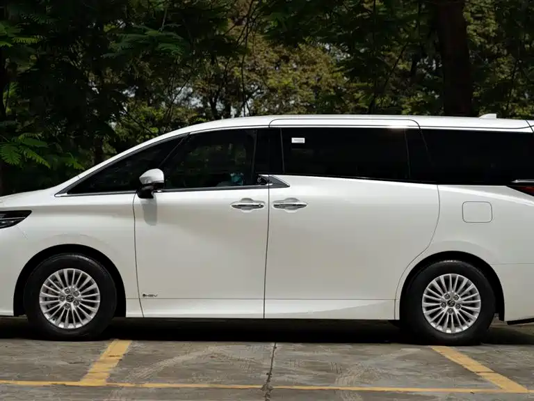 Toyota Alphard 2026 2.5L AT