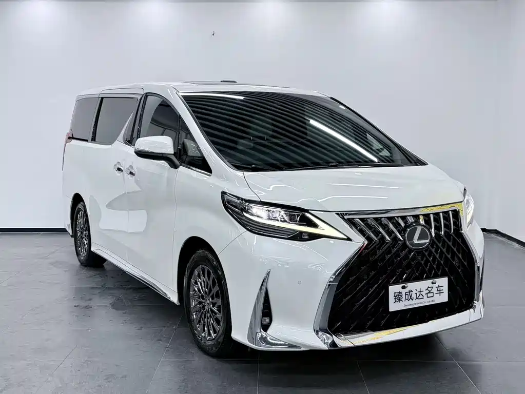 Lexus LM 2020 300h мест