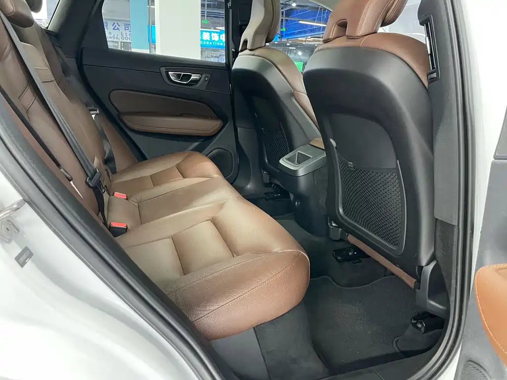 Volvo XC60 2018 T5