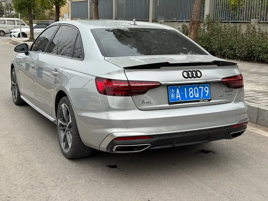 AUDI A4L