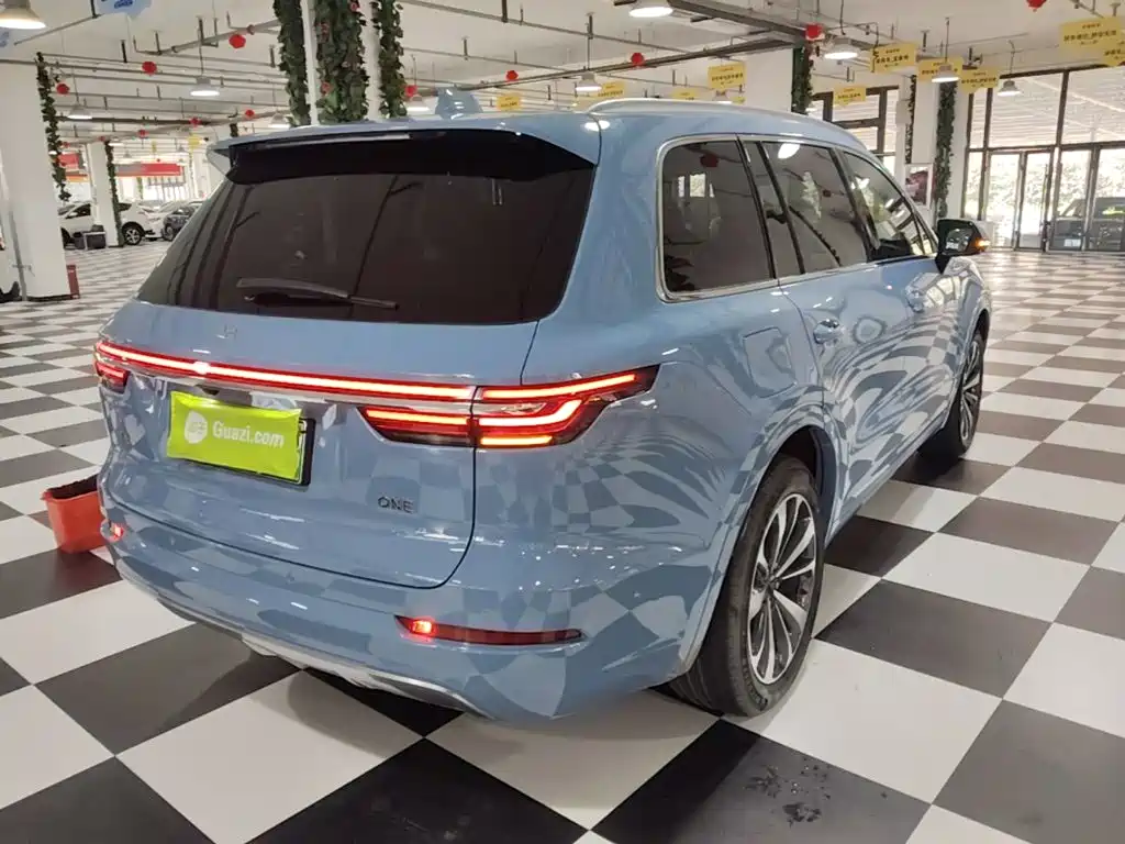 Li Auto ONE 2021 6 мест