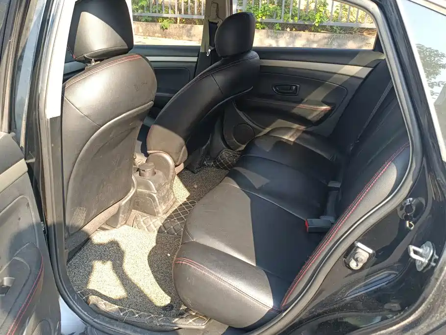 Nissan Sylphy — миниатюра 11