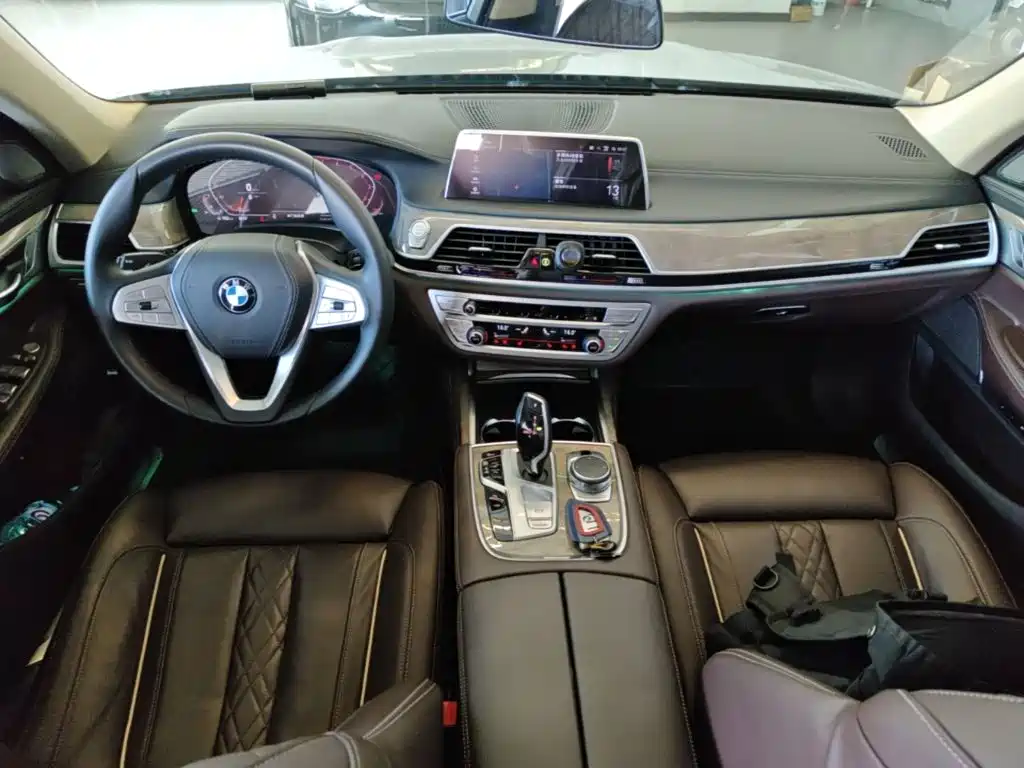 BMW 7 Series 7 2021 740Li Lead Luxury